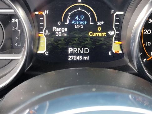 Used 2022 Jeep Wrangler Unlimited Sahara w/ Cold Weather Group AWD/4WD image 8