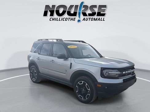 Used 2022 Ford Bronco Sport Outer Banks w/ Tech Package image 2