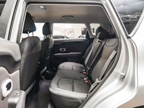 Used 2019 Kia Soul + FWD image 36