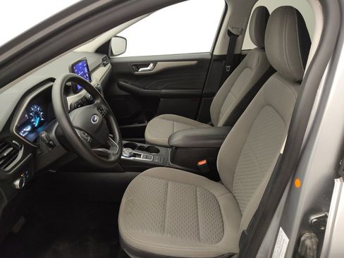 Used 2021 Ford Escape SE FWD image 17