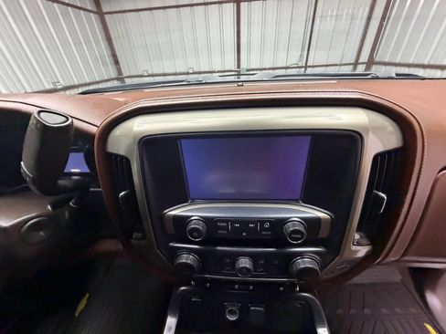 Used 2016 Chevrolet Silverado 2500 High Country w/ High Country Premium Package image 18