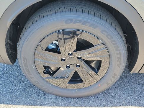 New 2026 Subaru Uncharted AWD image 5