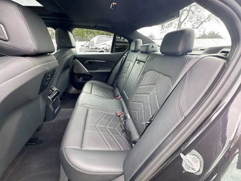 Used 2025 BMW 530i xDrive AWD/4WD image 27