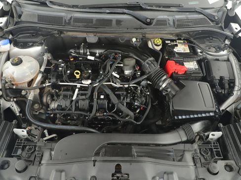 Used 2020 Lincoln Corsair FWD w/ Equipment Group 101A image 6