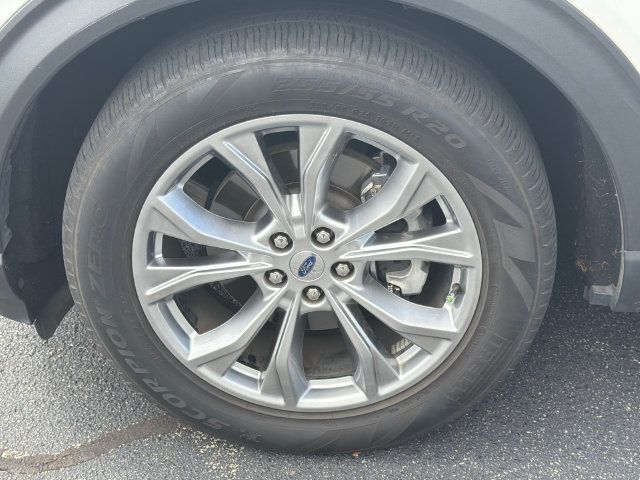 Used 2020 Ford Explorer XLT w/ Equipment Group 202A RWD image 13