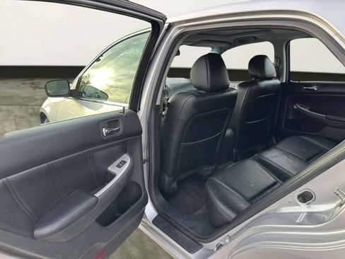 Used 2006 Honda Accord EX image 16