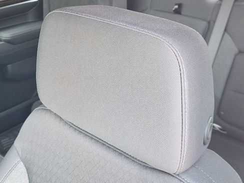 Used 2024 GMC Sierra 1500 Elevation image 25