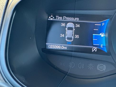 Used 2024 Ford Edge SEL w/ Convenience Package image 24