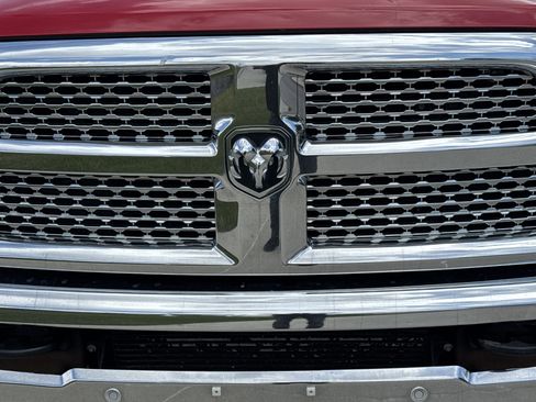 Used 2016 RAM 2500 Laramie w/ Convenience Group AWD/4WD image 10