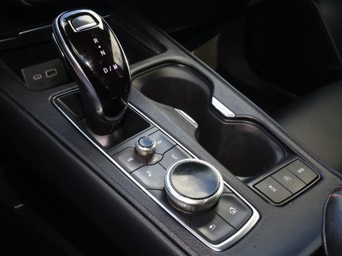 Used 2023 Cadillac XT4 Sport w/ Technology Package image 32