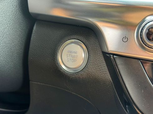 Used 2022 Kia Telluride EX w/ EX Premium Package FWD image 22