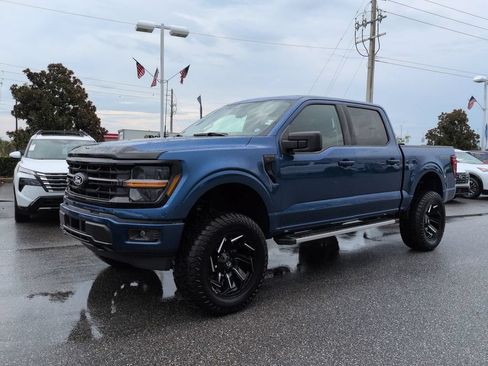 Used 2025 Ford F150 XLT w/ Equipment Group 301A Standard AWD/4WD image 8