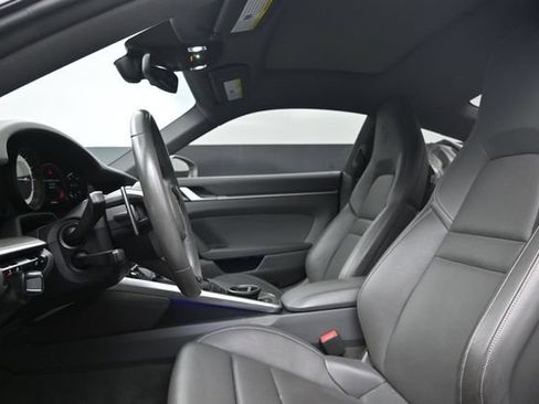 Used 2021 Porsche 911 Carrera 4 AWD/4WD image 10