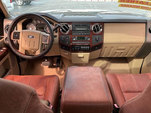 Used 2008 Ford F350 Lariat image 13