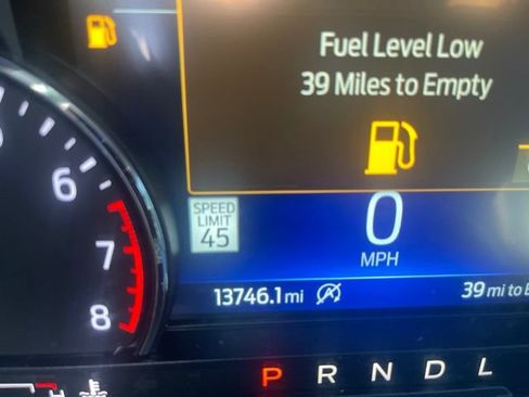 Used 2024 Ford Explorer XLT w/ Equipment Group 202A RWD image 10