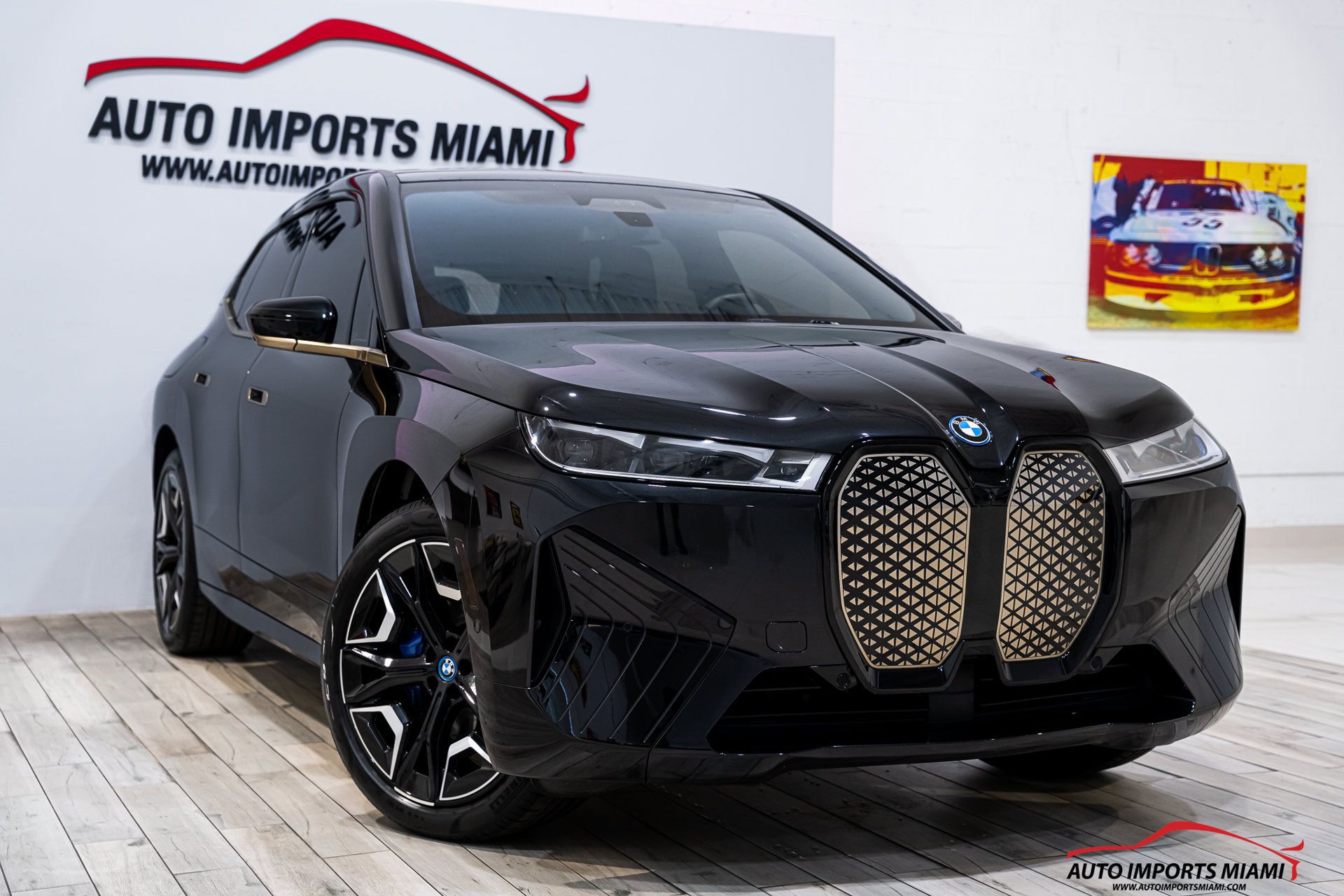 Used 2024 BMW iX xDrive50 w/ Sport Package AWD/4WD image 27