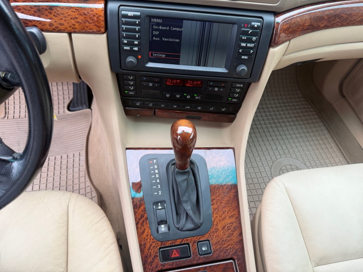 Used 2001 BMW 740iL RWD image 13