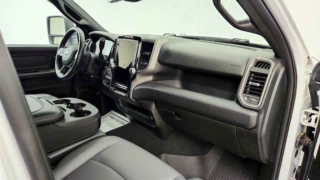Used 2025 RAM 2500 Tradesman AWD/4WD image 25