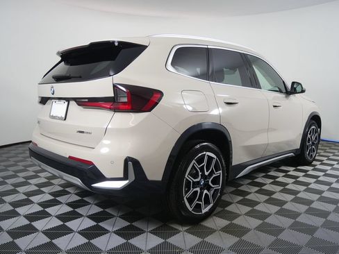 Certified 2026 BMW X1 xDrive28i AWD/4WD image 3
