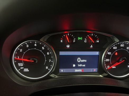 Used 2023 GMC Terrain AT4 image 17