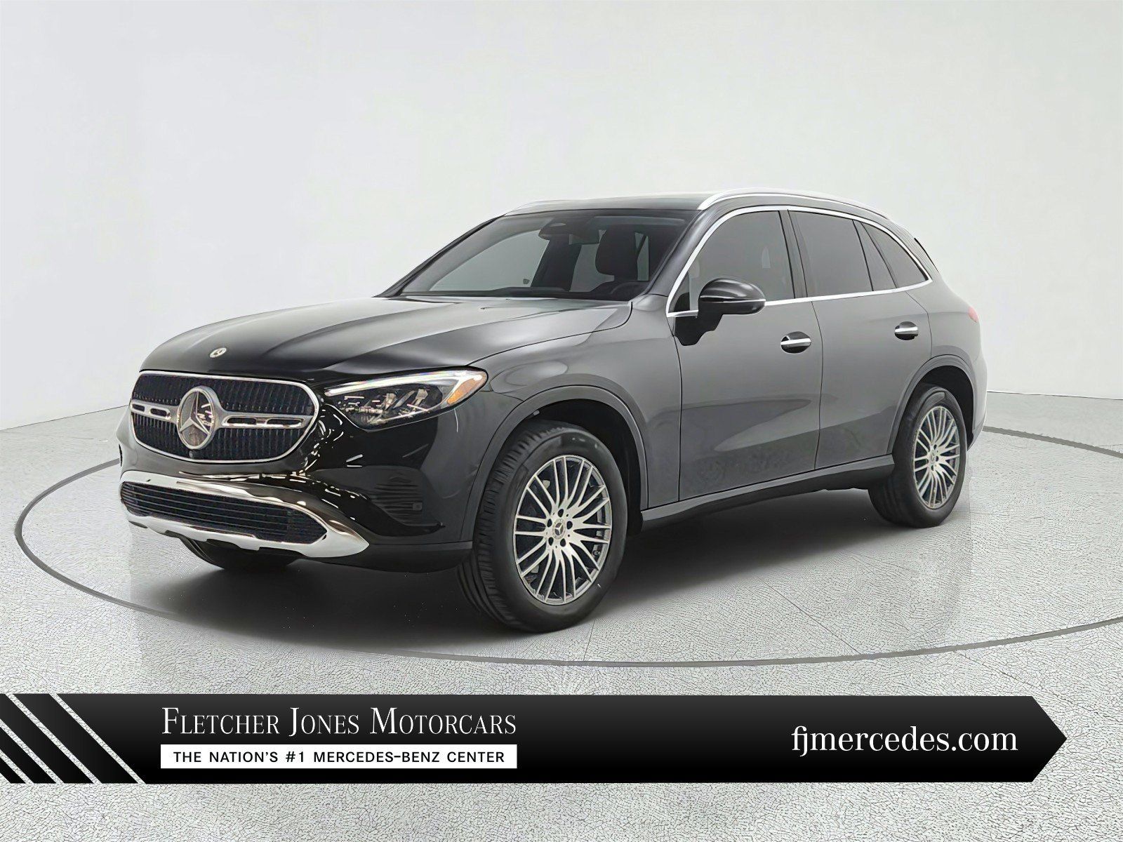 Used 2024 Mercedes-Benz GLC 300 image 1