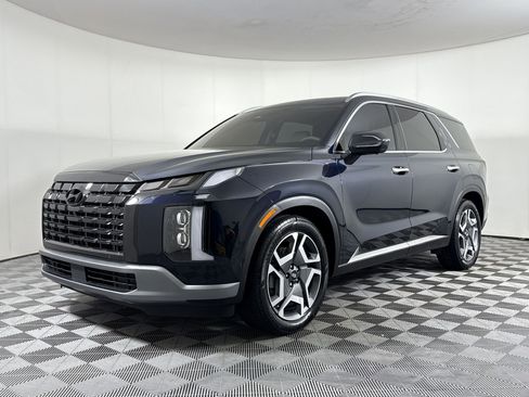 Used 2024 Hyundai Palisade Limited image 1