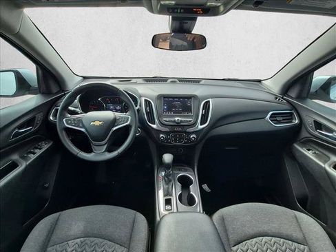 Used 2022 Chevrolet Equinox LT FWD image 18