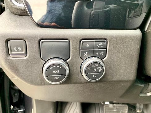 Used 2023 GMC Sierra 1500 Elevation w/ Elevation Premium Package RWD image 29