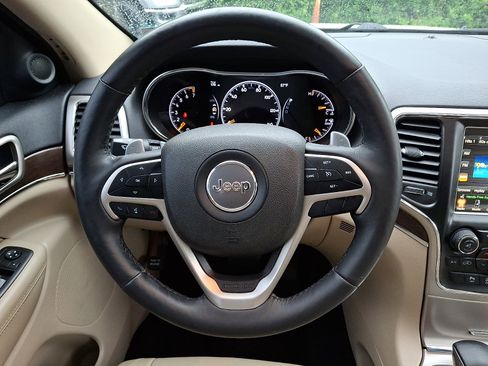 Certified 2017 Jeep Grand Cherokee Limited AWD/4WD image 21