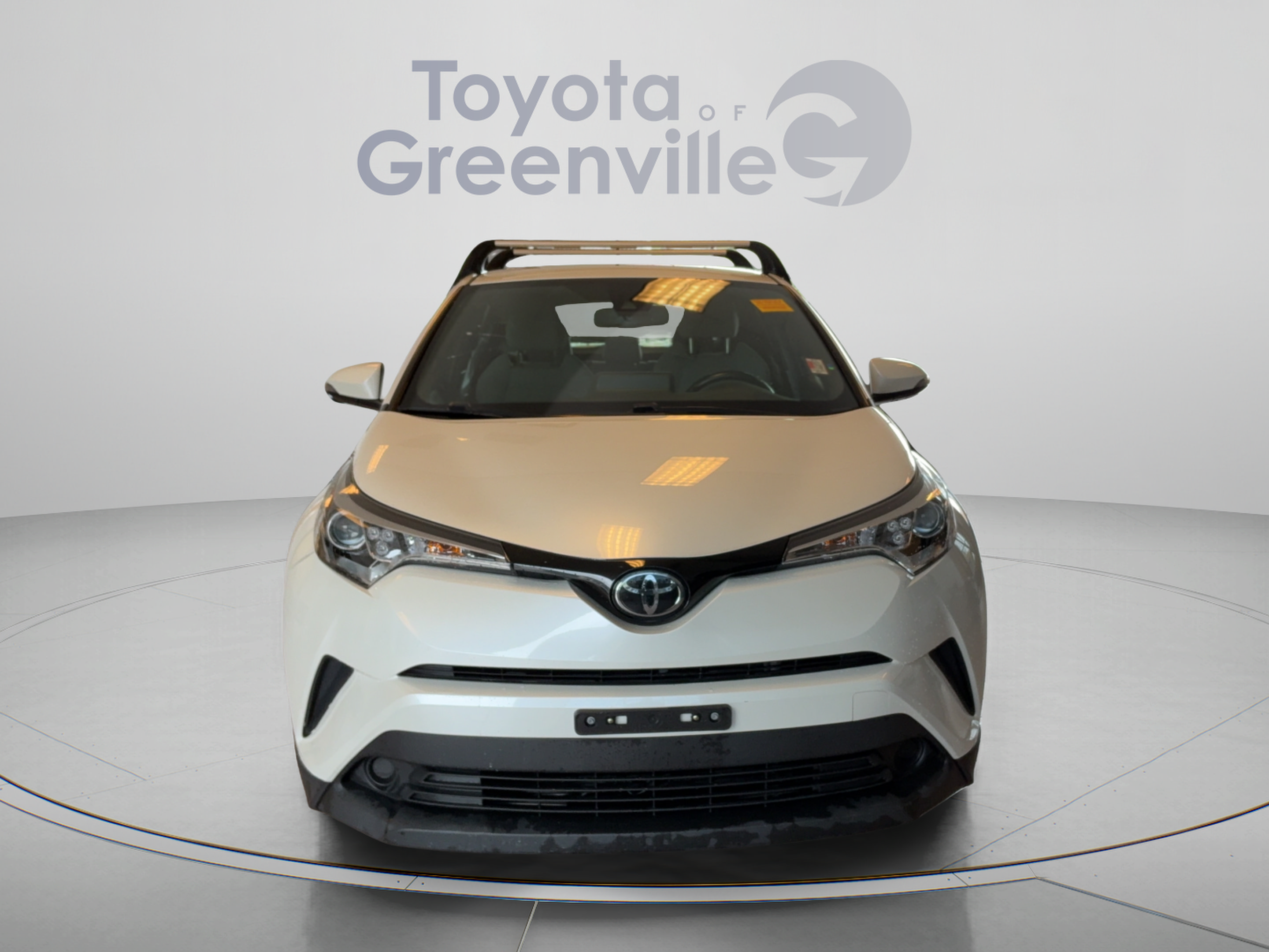 Used 2019 Toyota C-HR XLE FWD image 9
