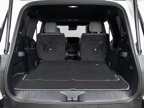 Used 2025 Lexus GX 550 image 38