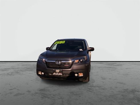 Used 2020 Honda Ridgeline Sport image 3