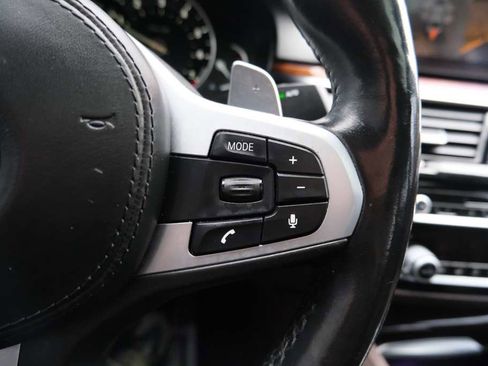 Used 2019 BMW 540i xDrive w/ M Sport Package image 41