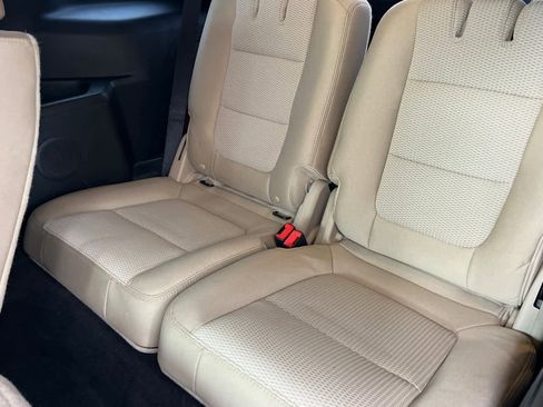 Used 2016 Ford Explorer XLT w/ Equipment Group 201A image 16