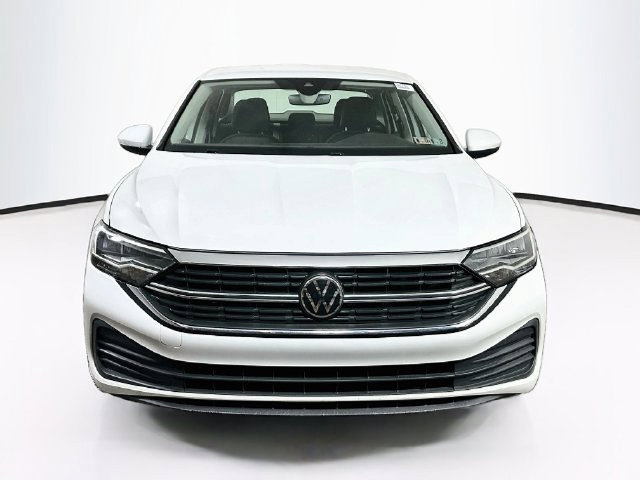 Used 2024 Volkswagen Jetta S FWD image 2