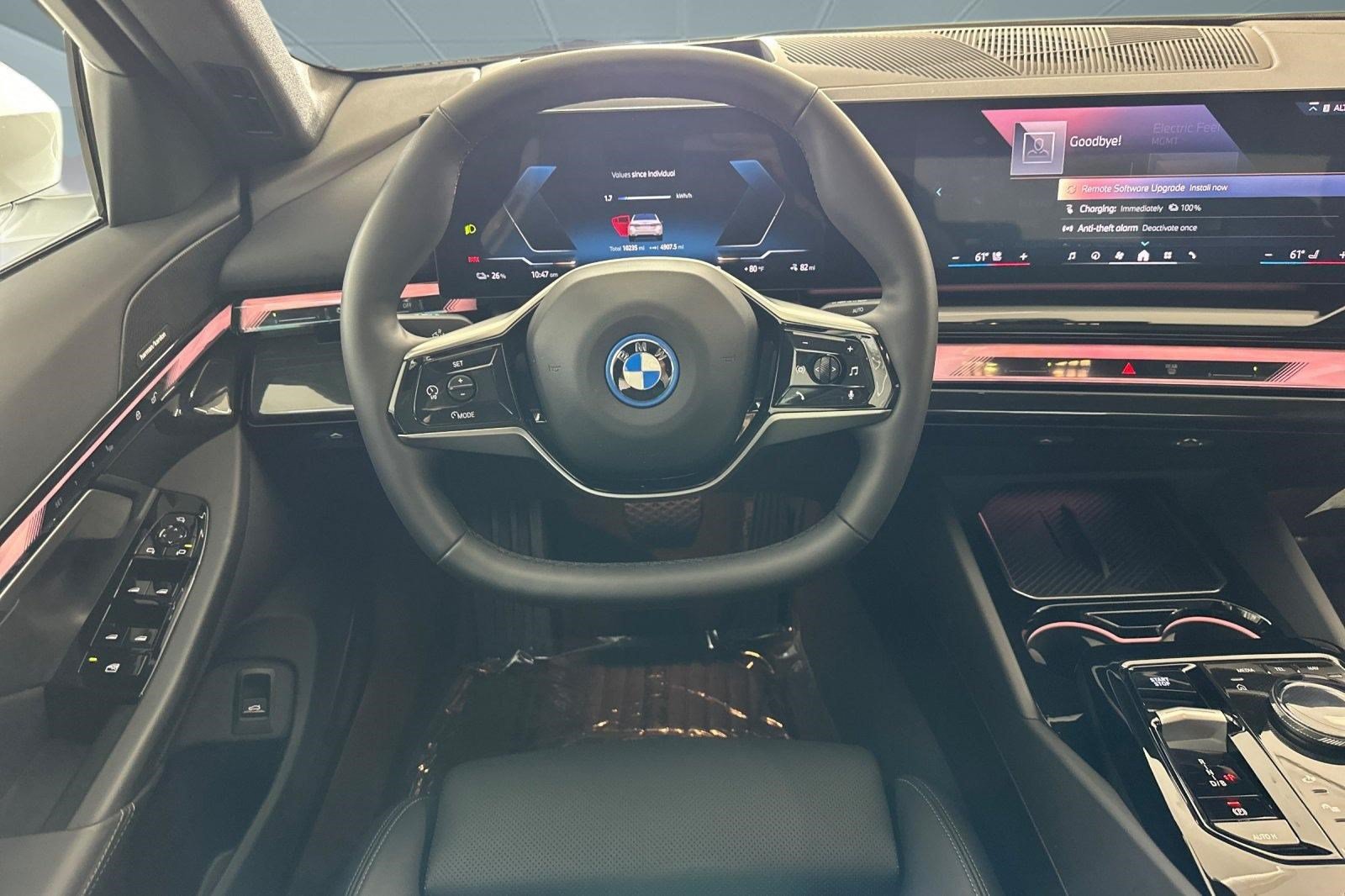 Used 2026 BMW i5 eDrive40 w/ Premium Package AWD/4WD image 33