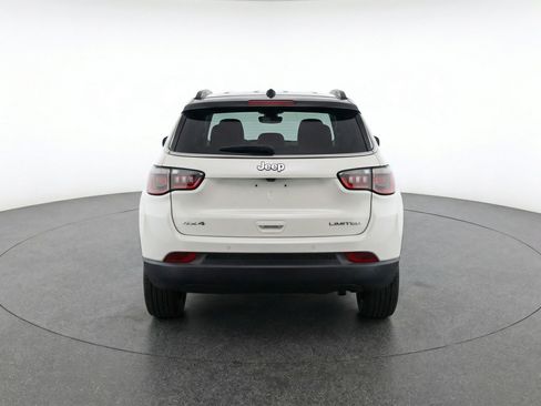 Used 2025 Jeep Compass Limited image 7