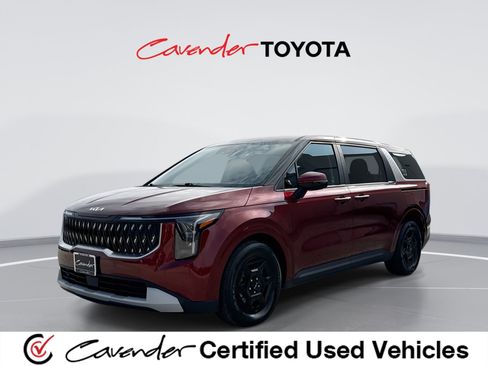 Used 2026 Kia Carnival FWD image 1