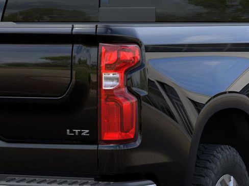 New 2026 Chevrolet Silverado 1500 LTZ w/ LTZ Premium Package image 36