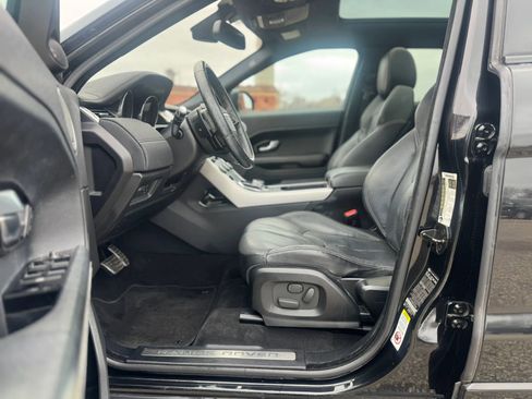 Used 2015 Land Rover Range Rover Evoque Dynamic image 15