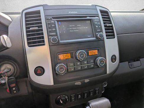 Used 2014 Nissan Frontier PRO-4X w/ Pro-4x Luxury Package image 12