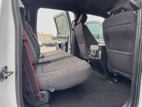 Used 2019 Ford F150 XLT w/ Equipment Group 302A Luxury AWD/4WD image 11