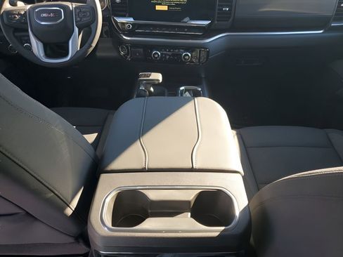 New 2026 GMC Sierra 1500 Elevation image 22