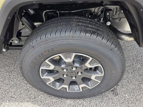 New 2026 Jeep Gladiator Sport AWD/4WD image 5