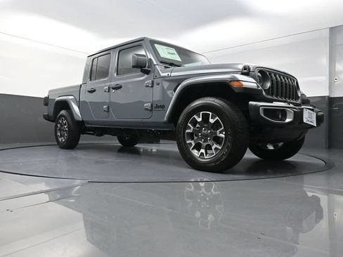 New 2026 Jeep Gladiator Sport AWD/4WD image 19