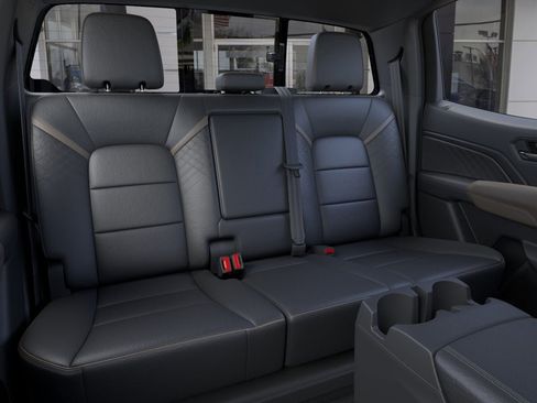 New 2026 GMC Canyon Denali image 17