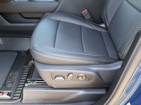 New 2026 GMC Sierra 1500 Denali w/ Technology Package AWD/4WD image 8