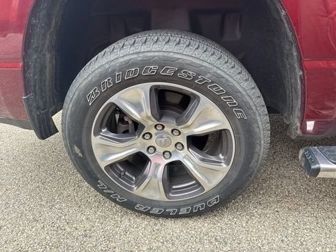 Used 2023 RAM 1500 Laramie AWD/4WD image 4