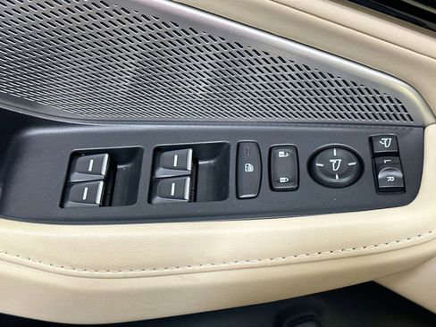 Used 2022 Acura MDX SH-AWD w/ Technology Package image 16