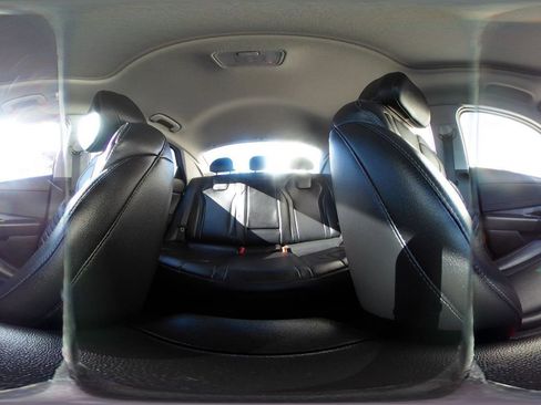 Used 2025 Hyundai Elantra Limited image 52